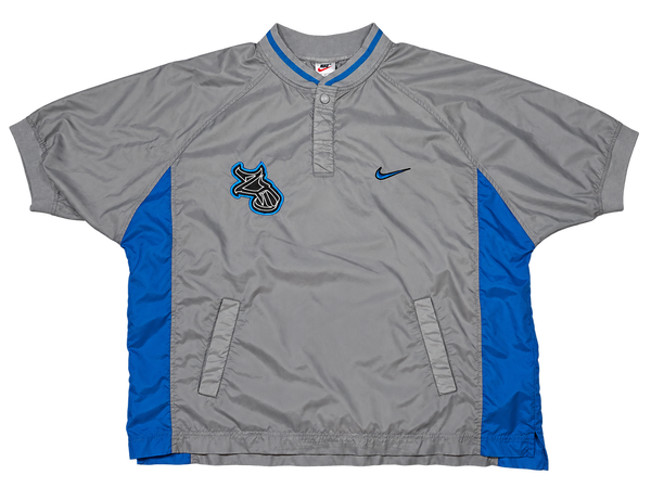 Nike 2D T-Shirt Breaker front, gray with blue panels and embroidered chest emblem